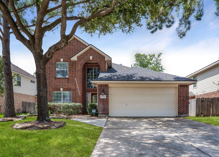 Property photo for 20915 Sandy Briar Court, Spring, TX