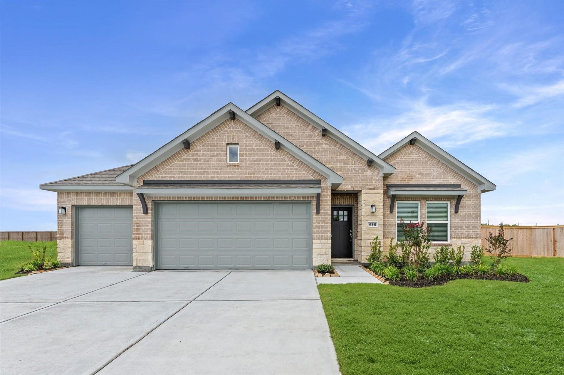8331 Amethyst Valley Lane, Angleton, TX 77515