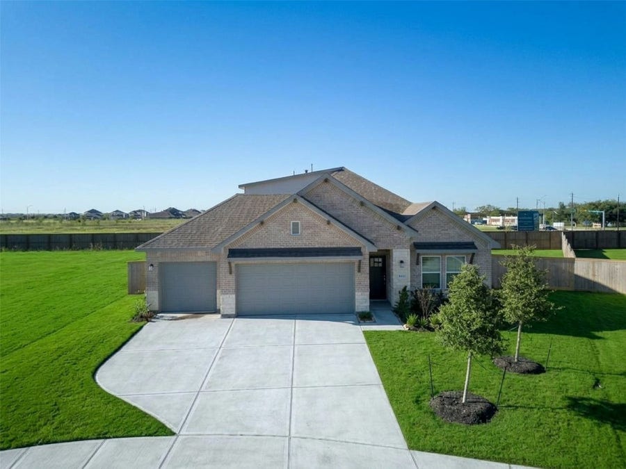 Property photo for 8331 Amethyst Valley Lane, Angleton, TX