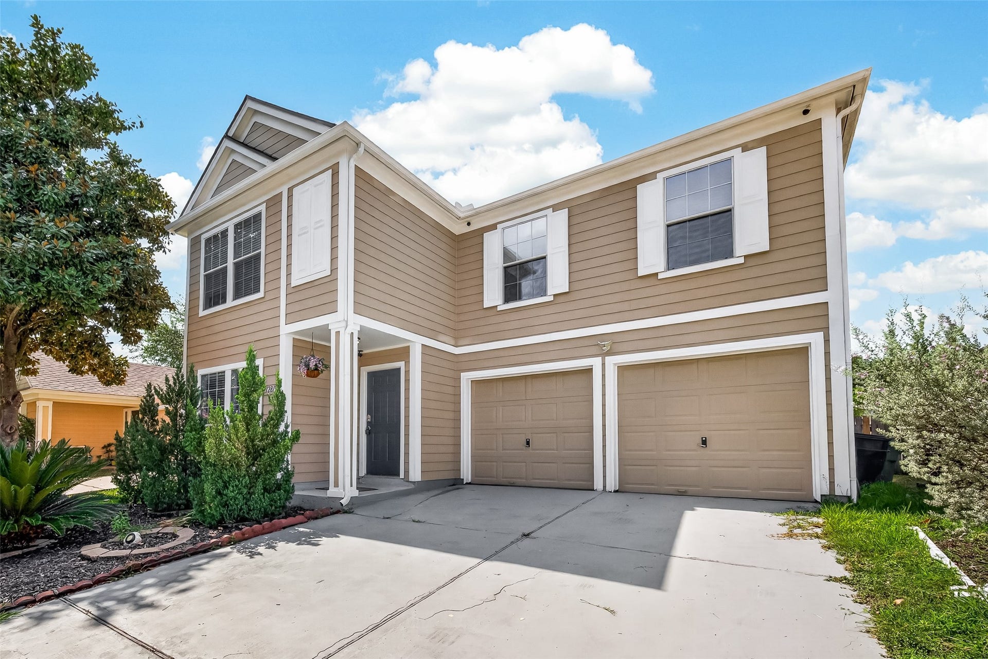 12819 Wisteria Park Drive, Houston, TX 77072 12819 Wisteria Park Drive, Houston, TX 77072