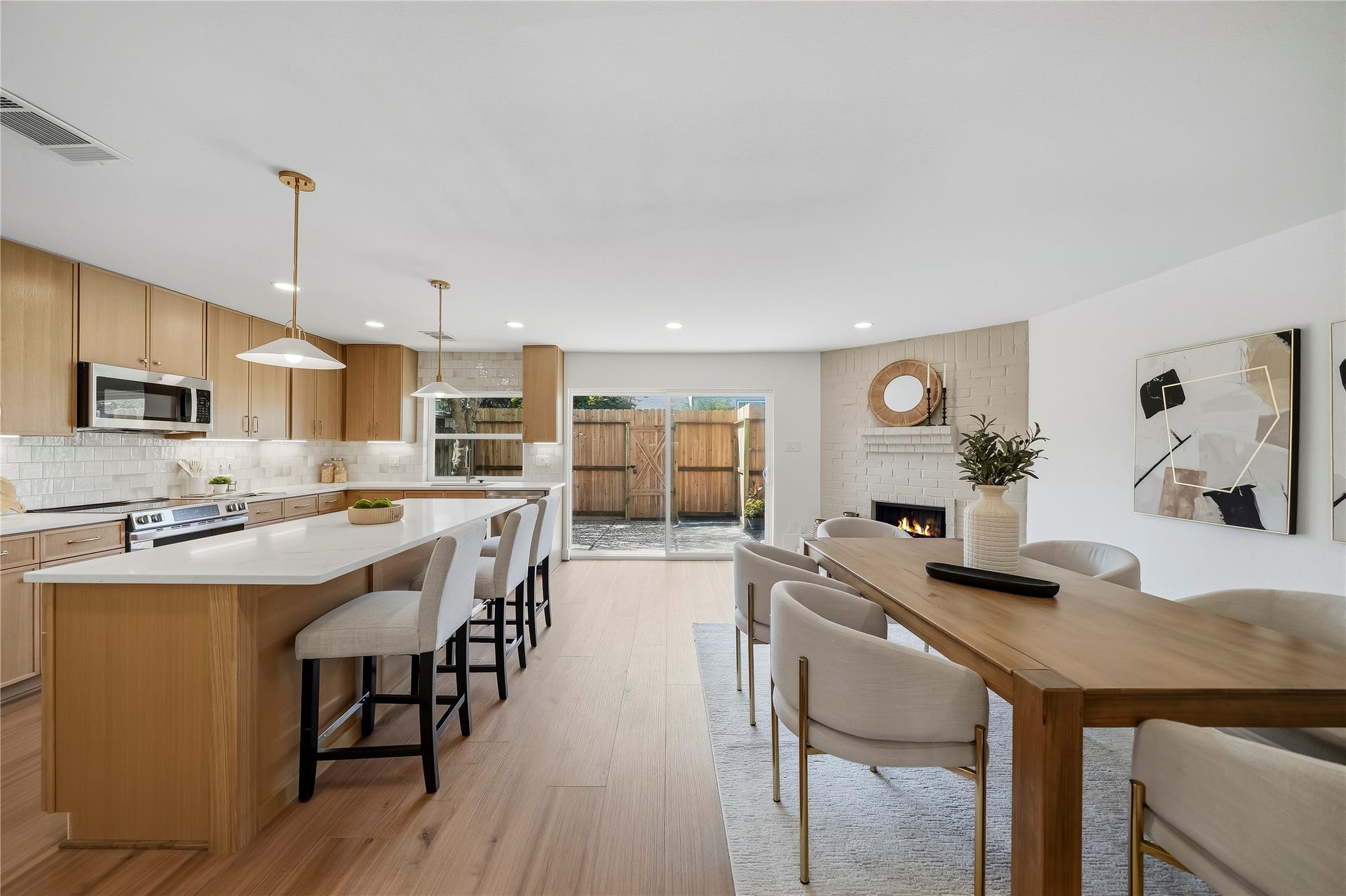 14295 Misty Meadow Lane, Houston, TX 77079 14295 Misty Meadow Lane, Houston, TX 77079