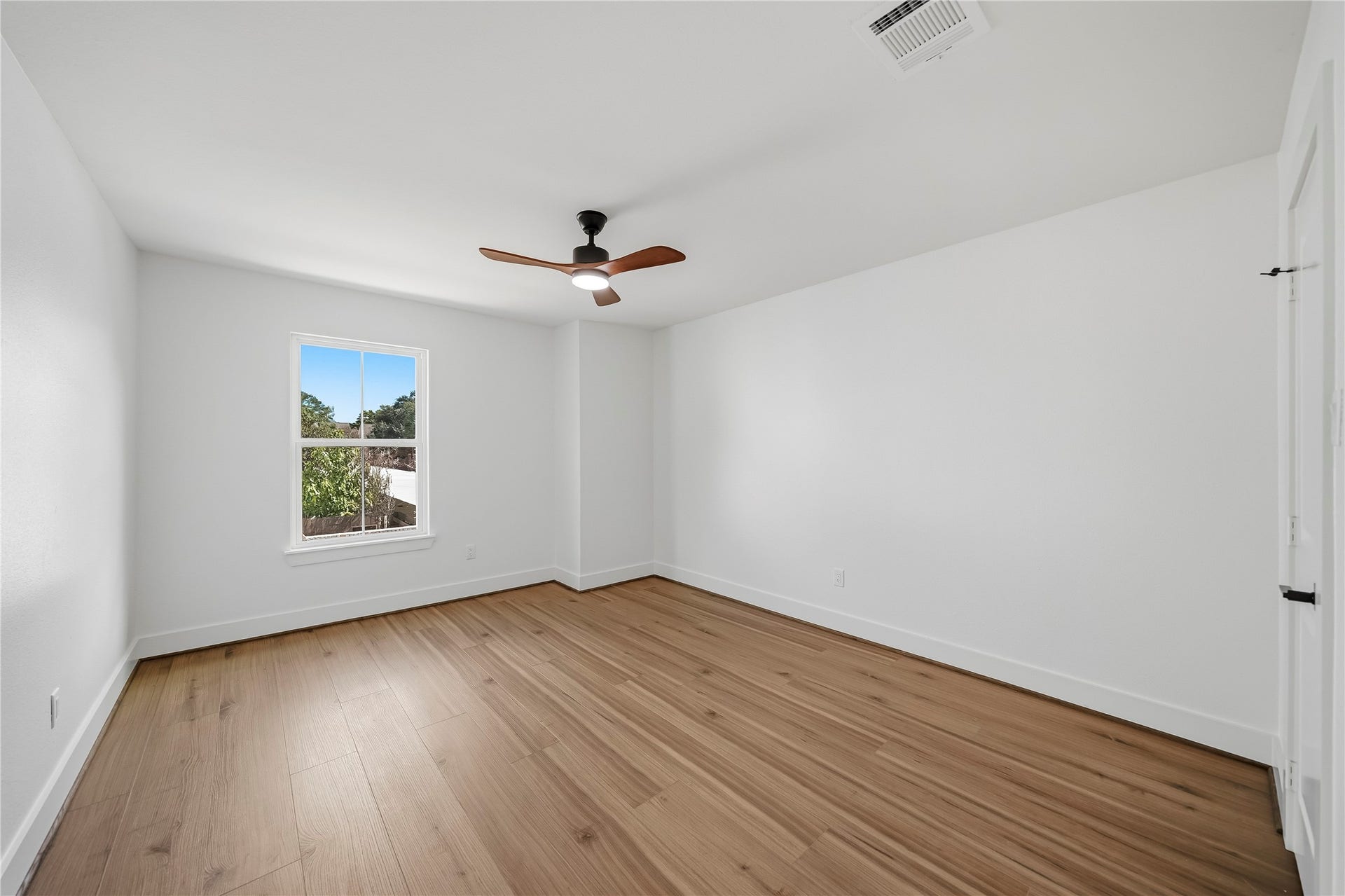 14295 Misty Meadow Lane, Houston, TX 77079 14295 Misty Meadow Lane, Houston, TX 77079