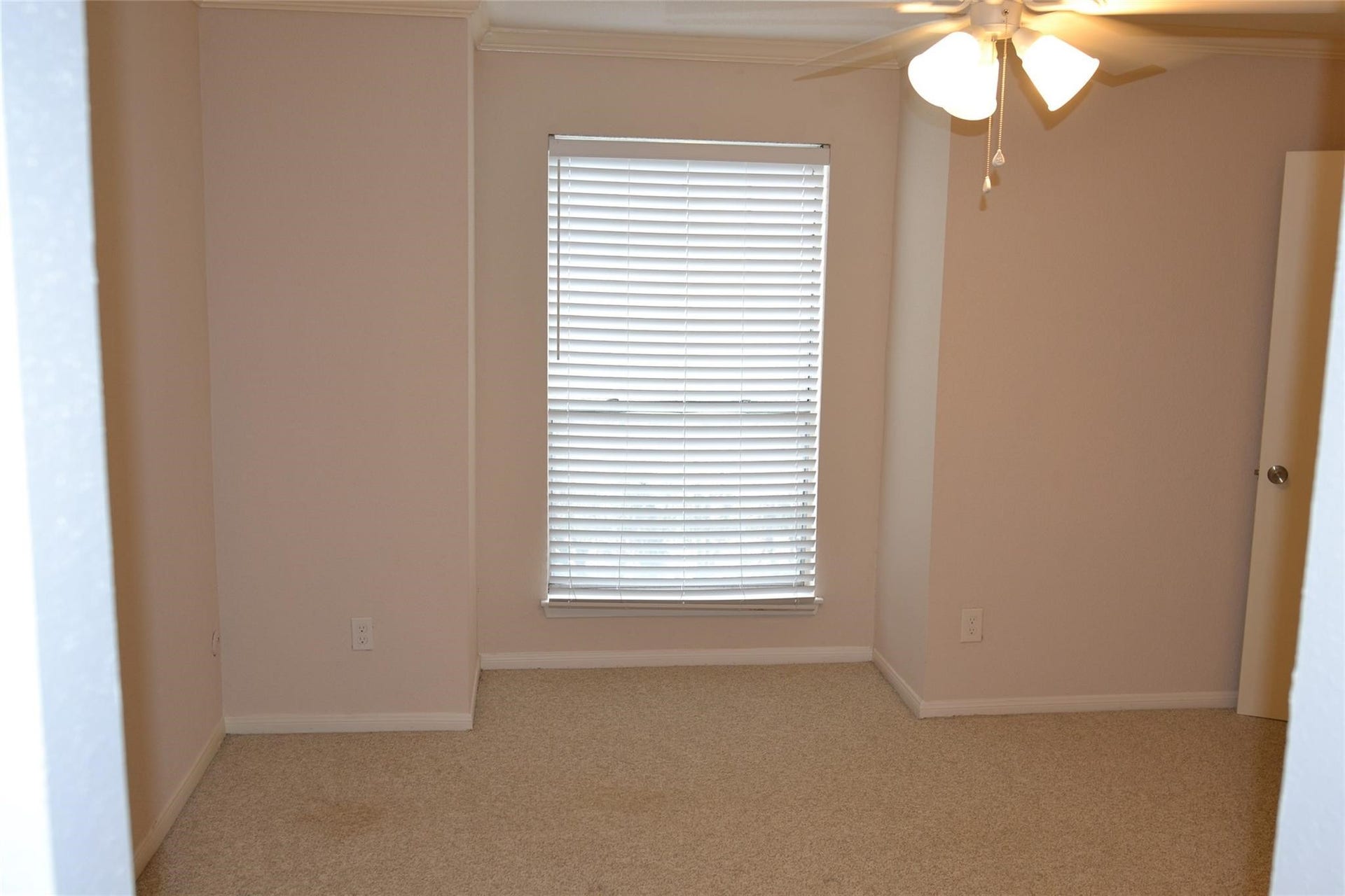 6111 Beverly Hill Street, #43, Houston, TX 77057 6111 Beverly Hill Street, #43, Houston, TX 77057