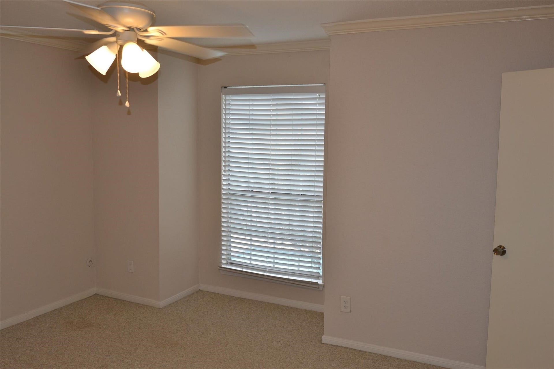 6111 Beverly Hill Street, #43, Houston, TX 77057 6111 Beverly Hill Street, #43, Houston, TX 77057