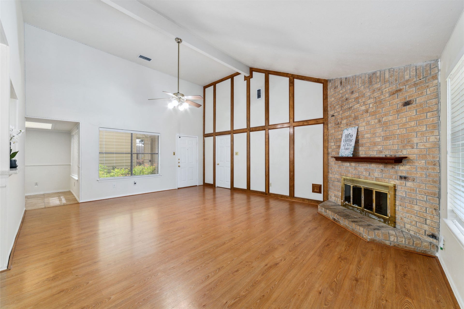 14210 Swanfield Drive, Houston, TX 77083 14210 Swanfield Drive, Houston, TX 77083