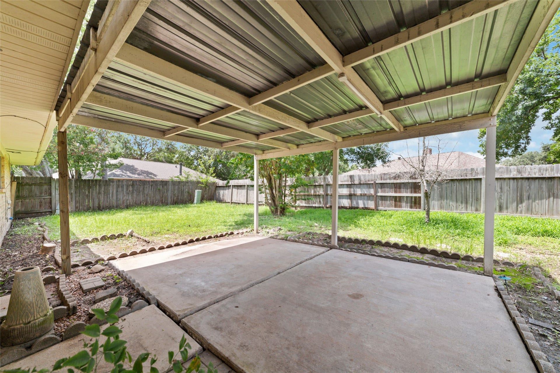 14210 Swanfield Drive, Houston, TX 77083 14210 Swanfield Drive, Houston, TX 77083