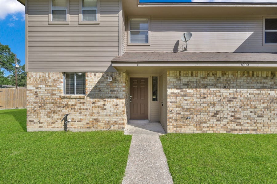 Property photo for 1603 Hazelwood Street Street, #B, Conroe, TX