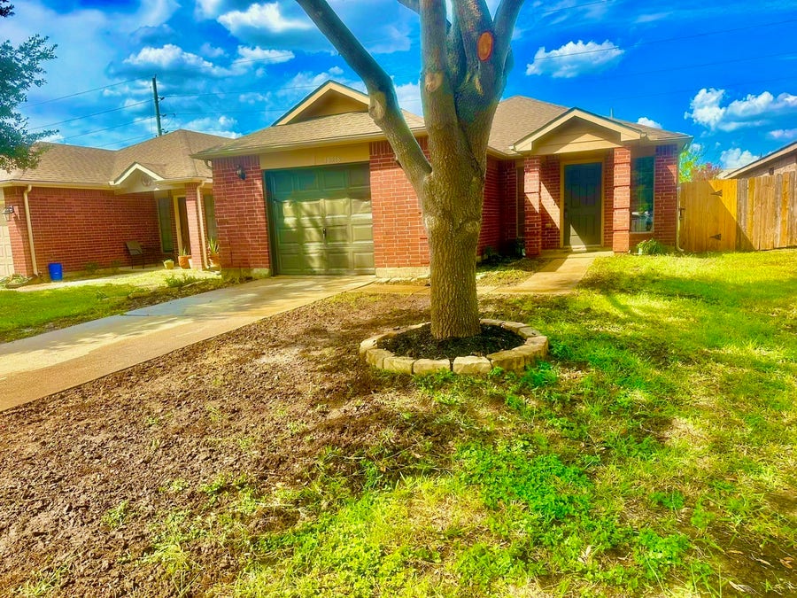 Property photo for 18918 Dennington Drive, Katy, TX