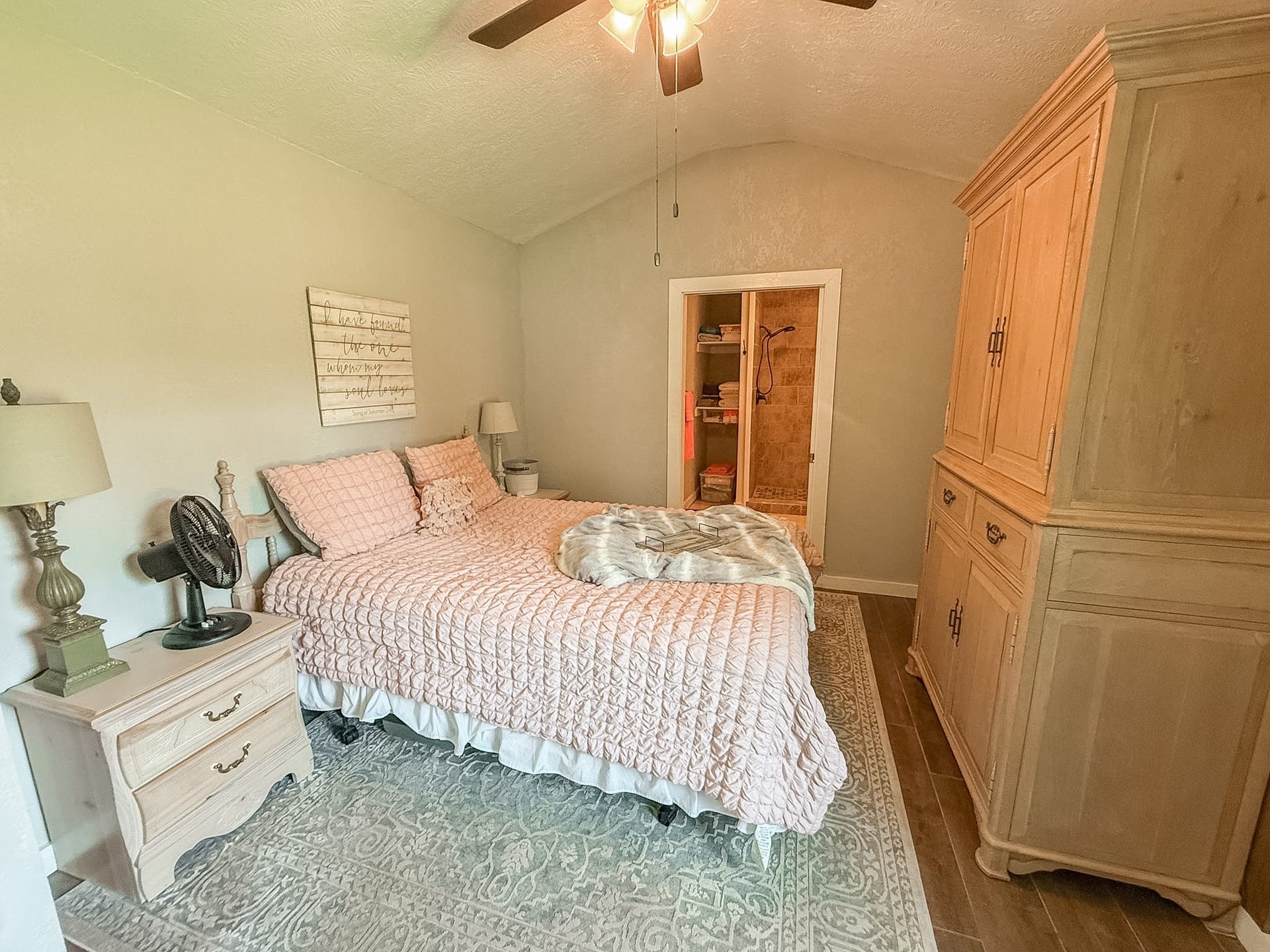 224 Maple Drive, Hitchcock, TX 77563 224 Maple Drive, Hitchcock, TX 77563