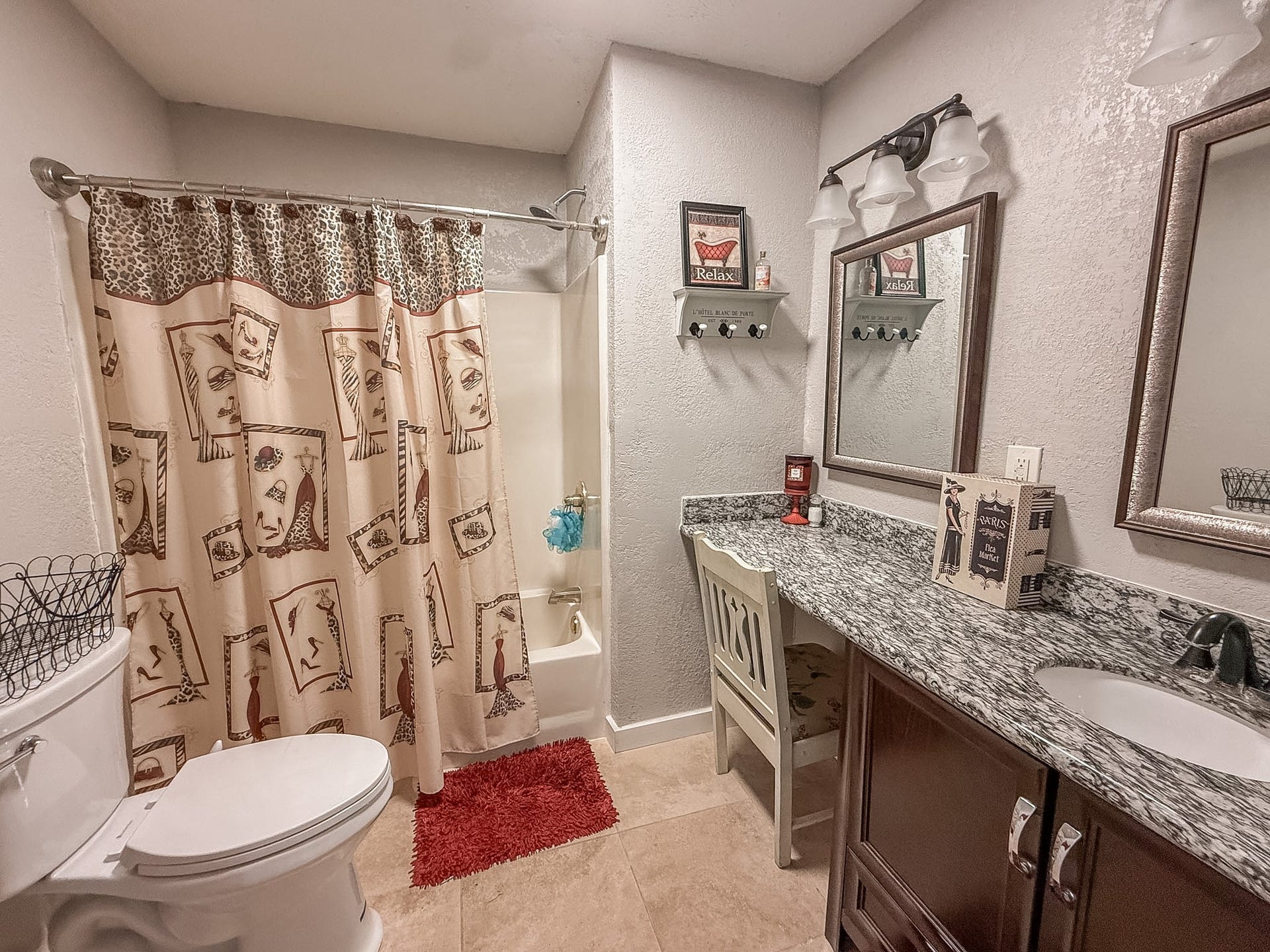 224 Maple Drive, Hitchcock, TX 77563 224 Maple Drive, Hitchcock, TX 77563