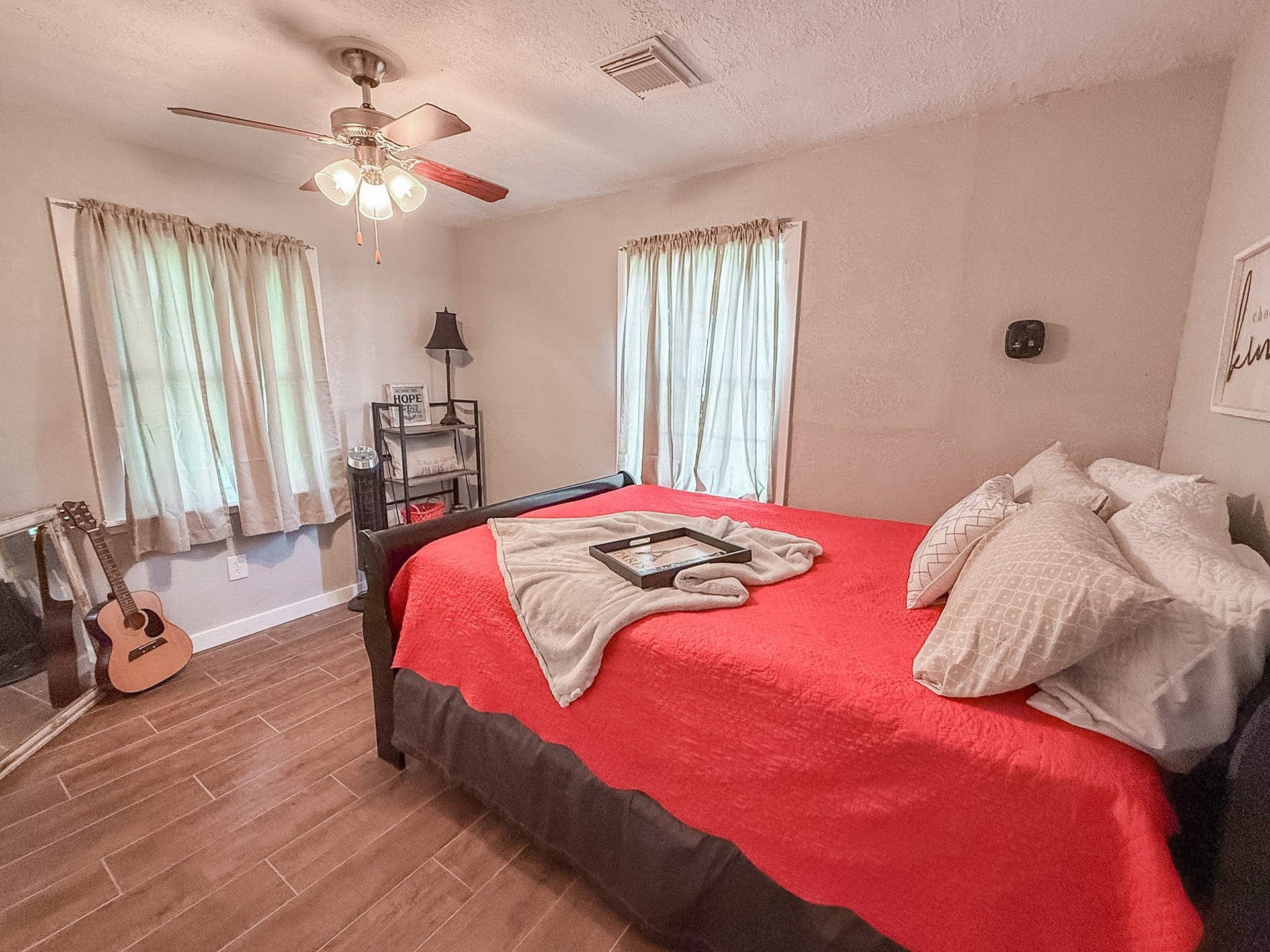 224 Maple Drive, Hitchcock, TX 77563 224 Maple Drive, Hitchcock, TX 77563