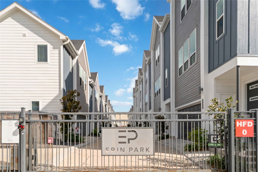 Property photo for 1013 Erin Street, #T, Houston, TX