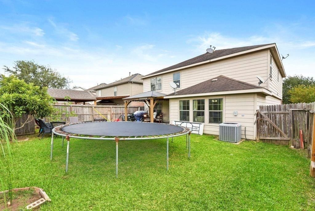 1022 Americana Drive, Missouri City, TX 77459 1022 Americana Drive, Missouri City, TX 77459