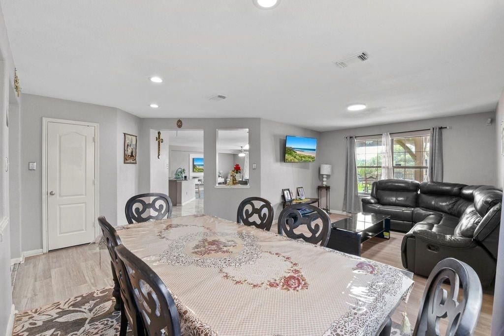 1022 Americana Drive, Missouri City, TX 77459 1022 Americana Drive, Missouri City, TX 77459