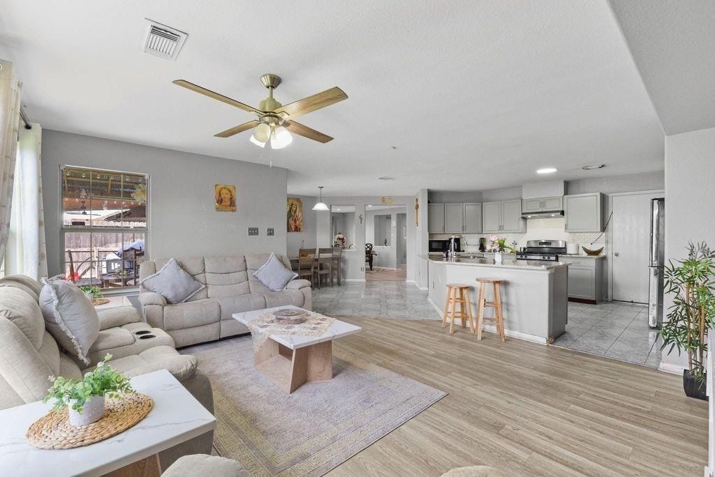 1022 Americana Drive, Missouri City, TX 77459 1022 Americana Drive, Missouri City, TX 77459