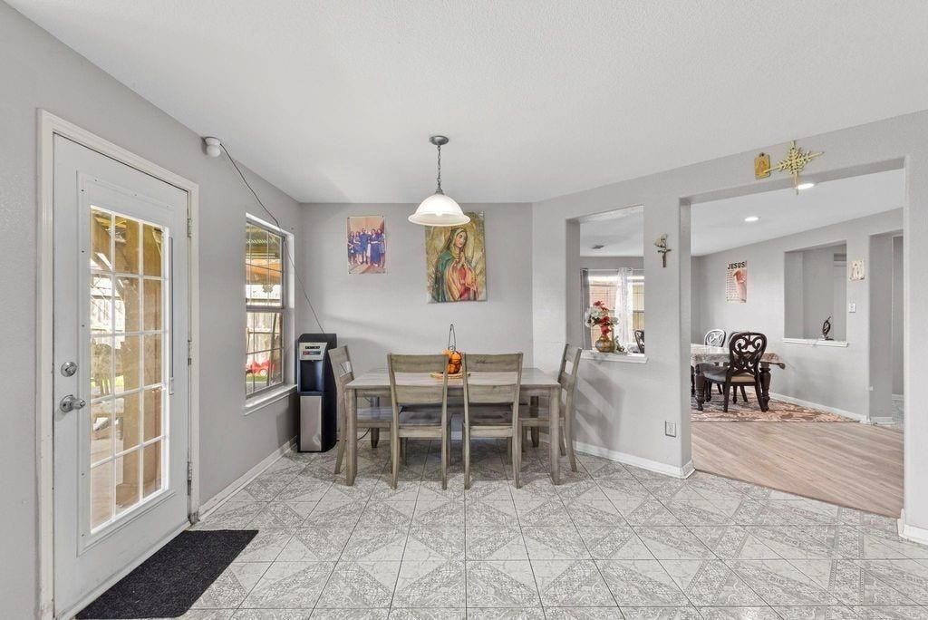 1022 Americana Drive, Missouri City, TX 77459 1022 Americana Drive, Missouri City, TX 77459