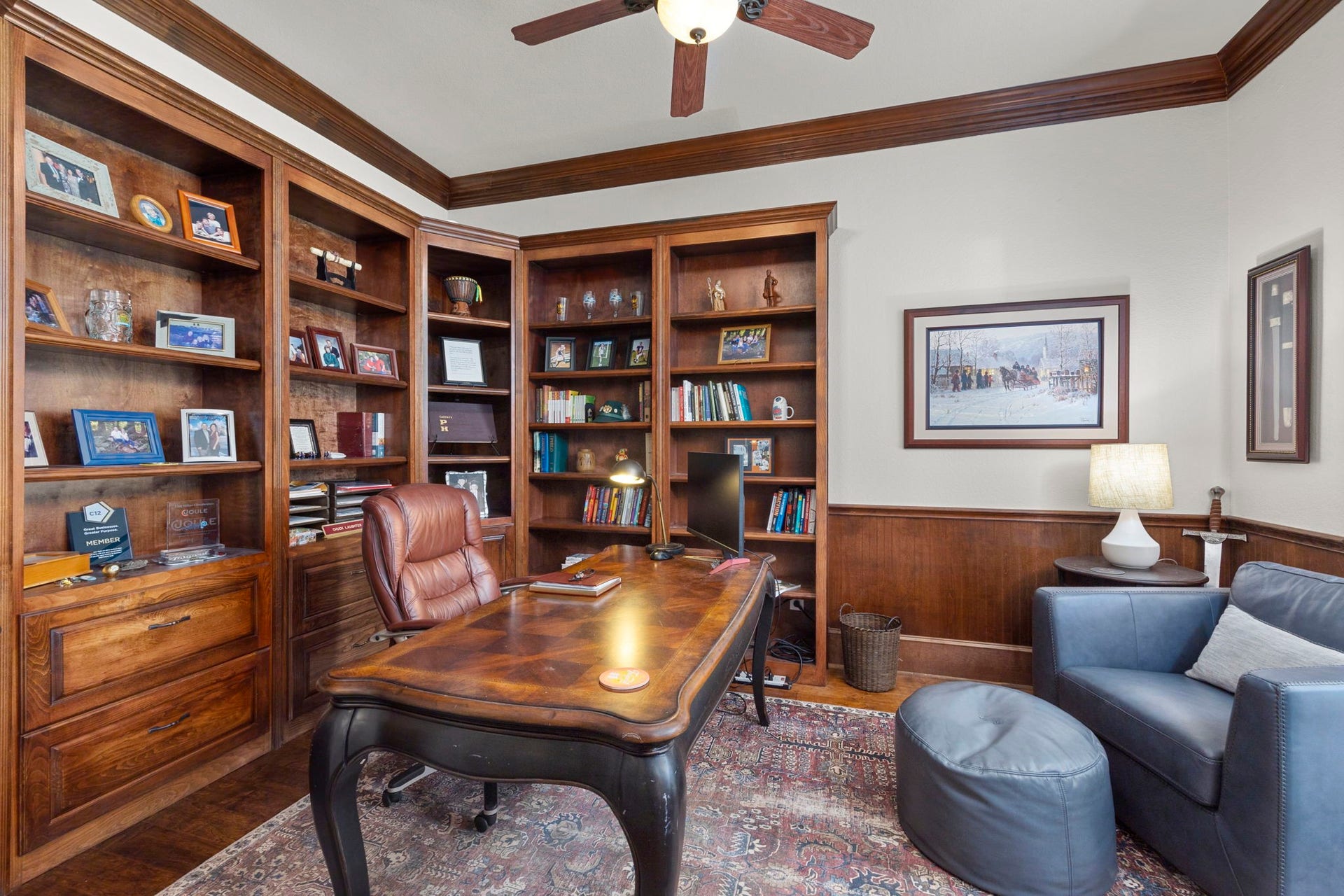 22 Parsonage Cove, Missouri City, TX 77459 Handsome and classy home office offers the perfect spot to be productive working from home!