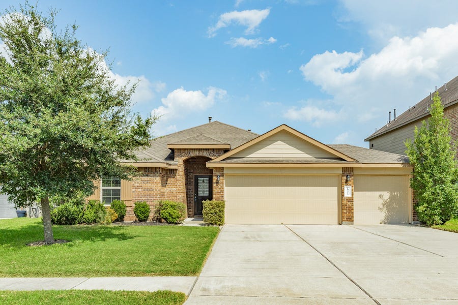 Property photo for 10323 Sill Prairie Drive, Rosharon, TX