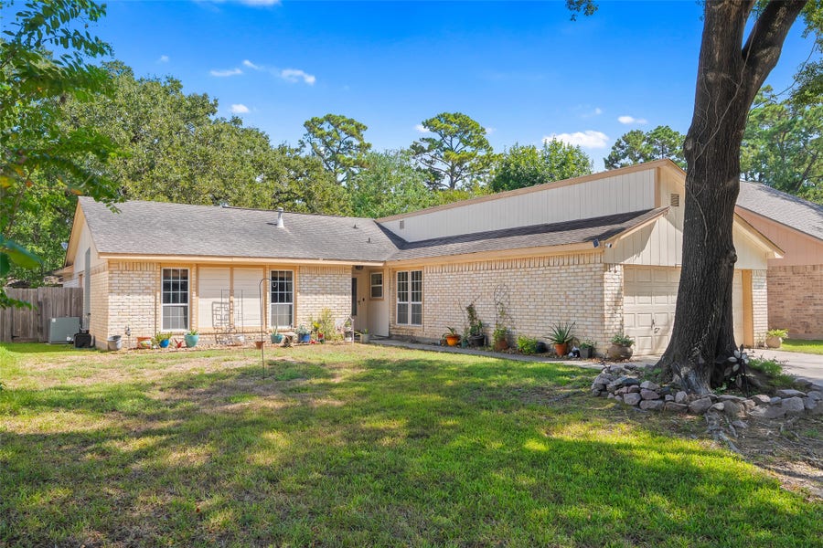Property photo for 25806 Old Carriage Lane, Spring, TX