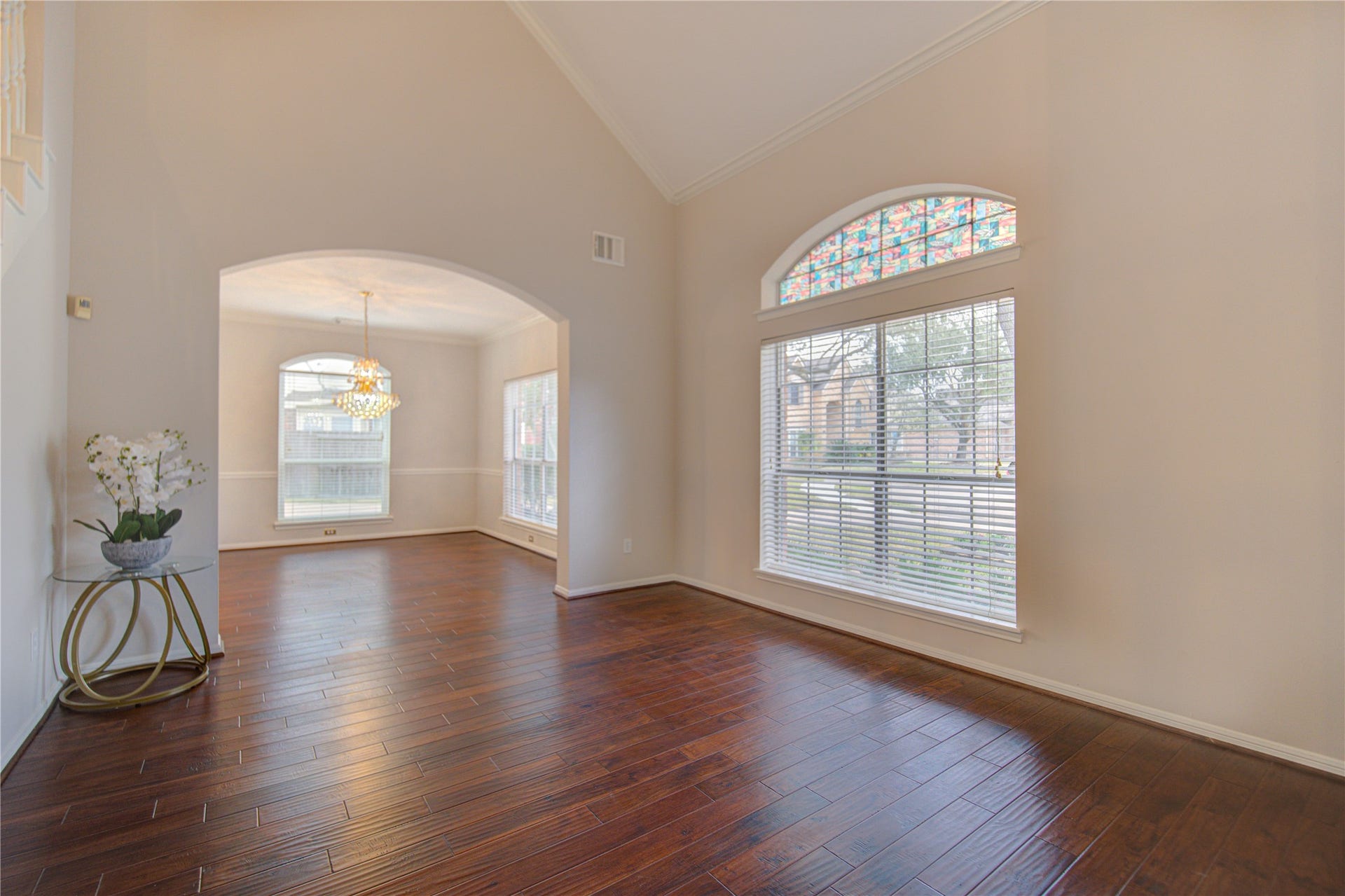Another view from the entrance to the formal dinning room