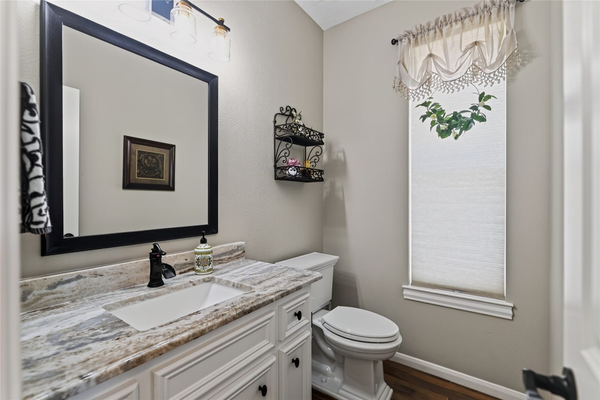 13638 Lakeside Place Drive, Willis, TX 77318