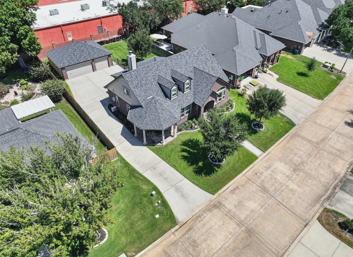 13638 Lakeside Place Drive, Willis, TX 77318