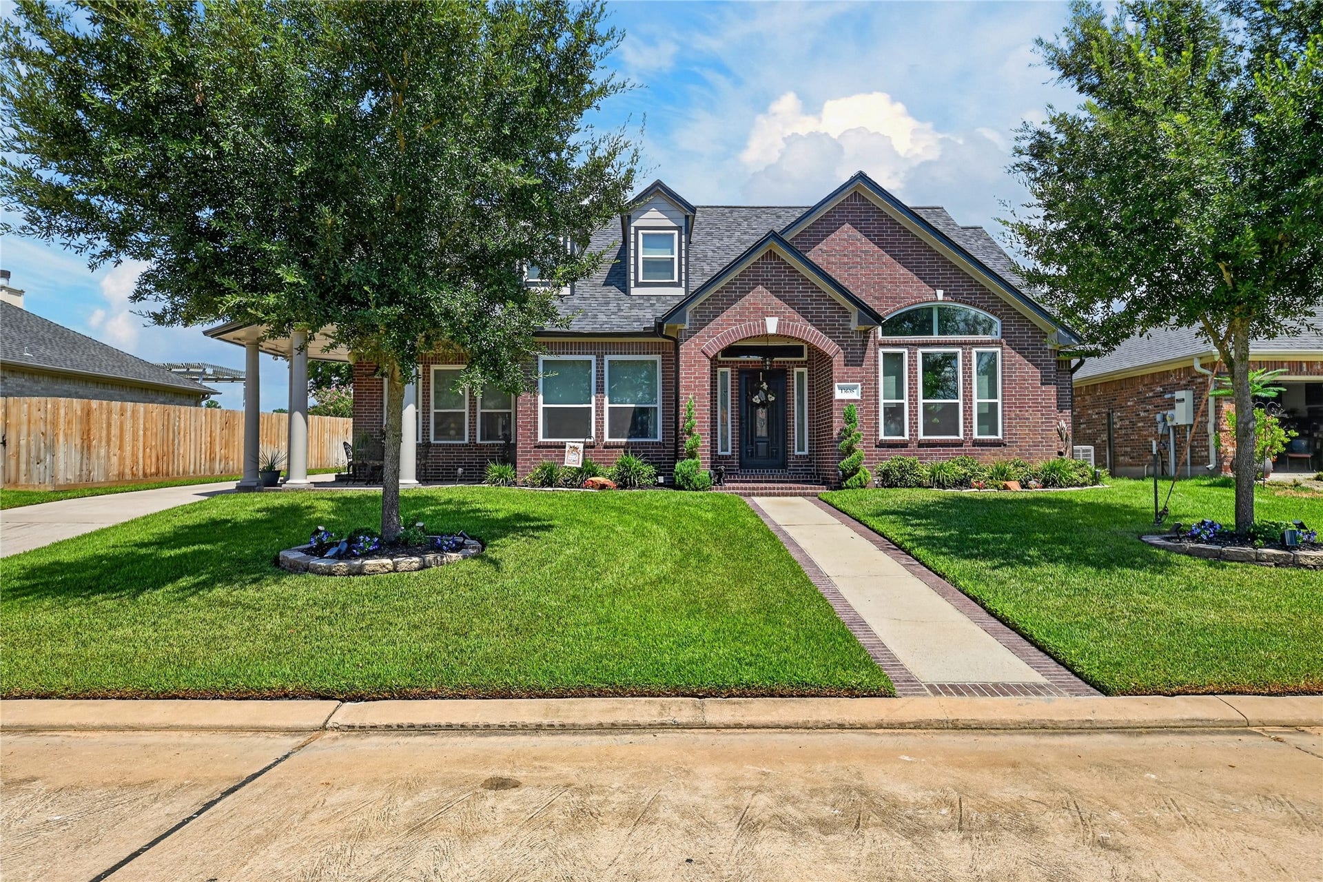 13638 Lakeside Place Drive, Willis, TX 77318