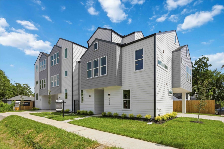 Property photo for 4213 Idaho Street, Houston, TX
