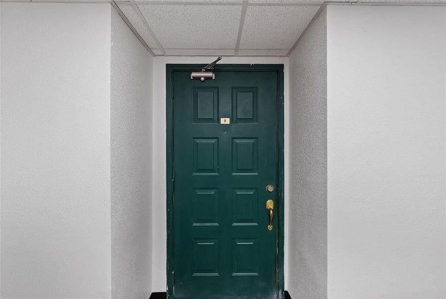 Property photo for 2830 S Bartell Drive, #9, Houston, TX
