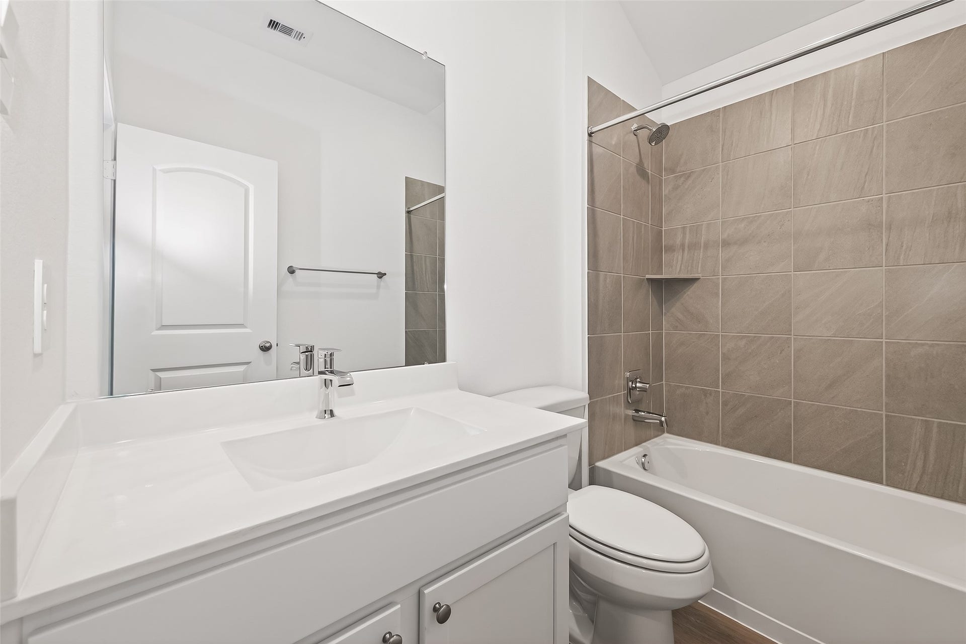 27410 Oceanus Springs Drive, Katy, TX 77493 Full Bathroom #1
