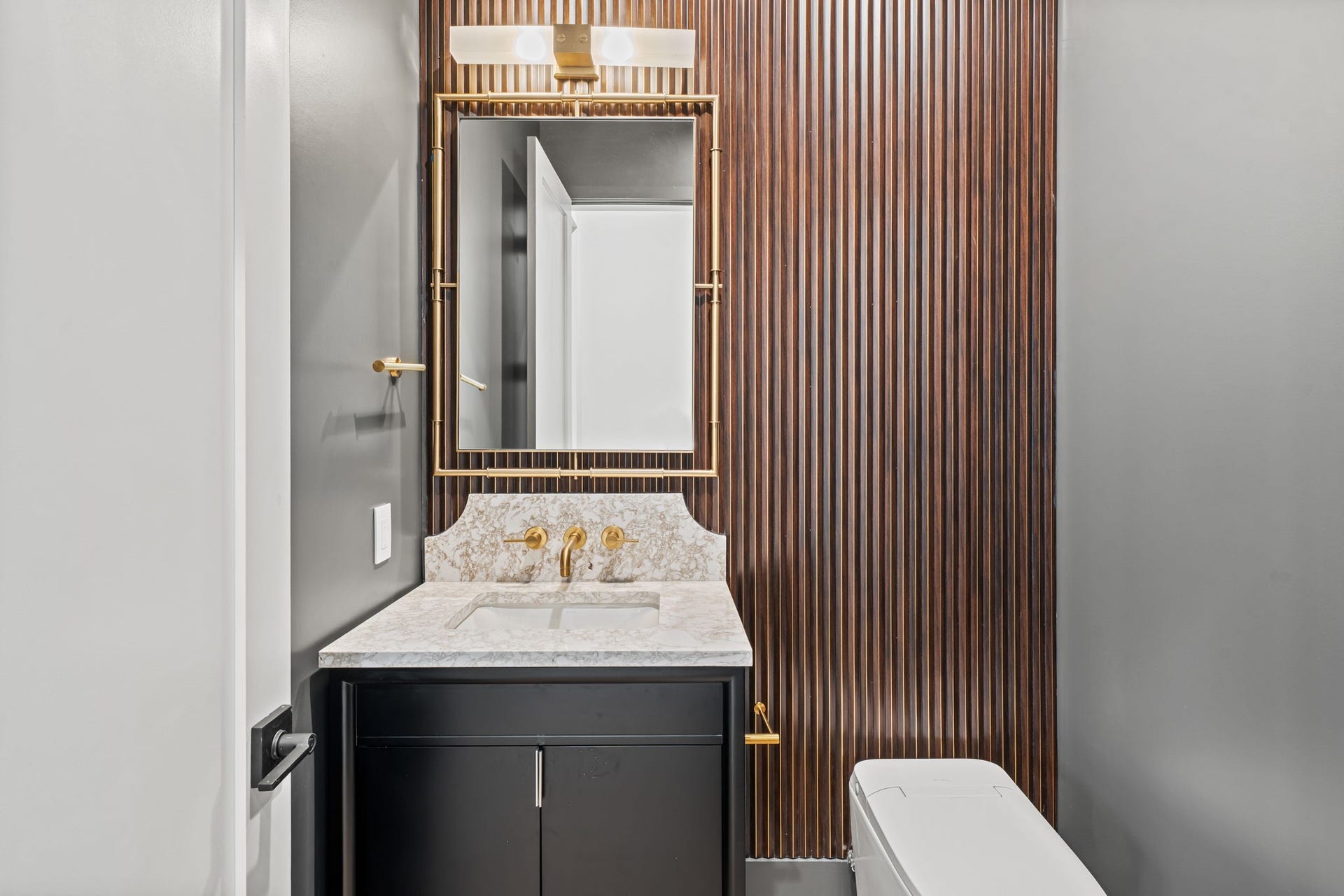 5409 Chevy Chase, #A, Houston, TX 77056 First-floor powder bathroom.
