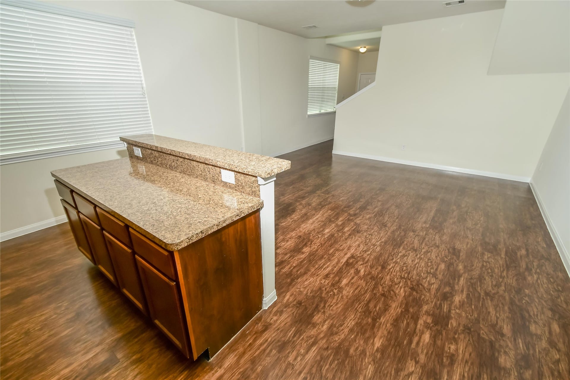 5546 Plantation Forest Drive, Katy, TX 77449 Photos may be representative of the floor plan and not the exact home. Finishes, layout, and features of the actual property for lease may vary.