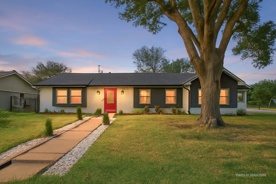 Property photo for 3302 Ann Arbor Drive, Houston, TX