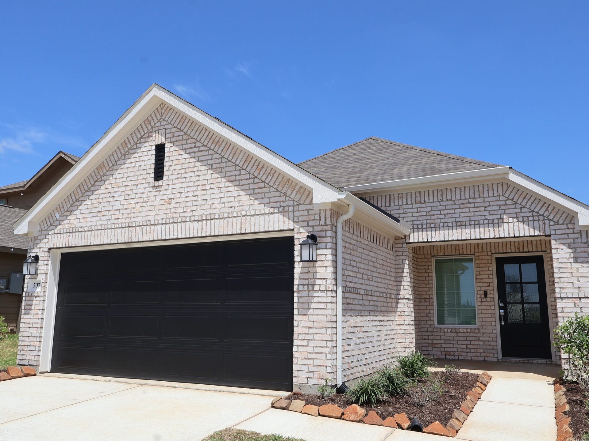 507 Flower Reed Court, Magnolia, TX 77354