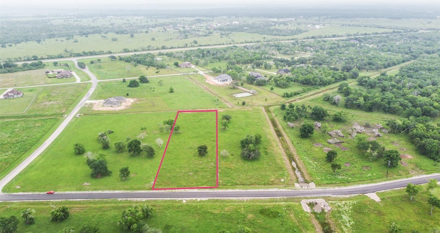 Property photo for 33019 Amberjack Drive, Richwood, TX