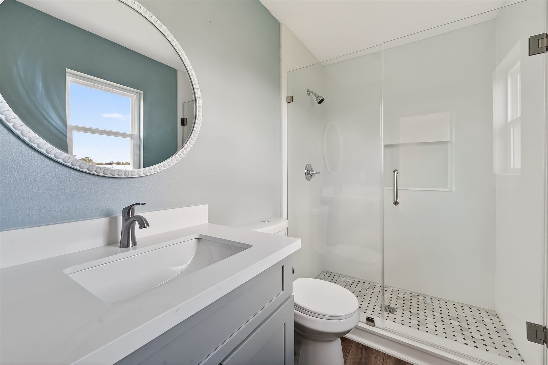 2311 8th Street, Liverpool, TX 77577 2311 8th Street, Liverpool, TX 77577