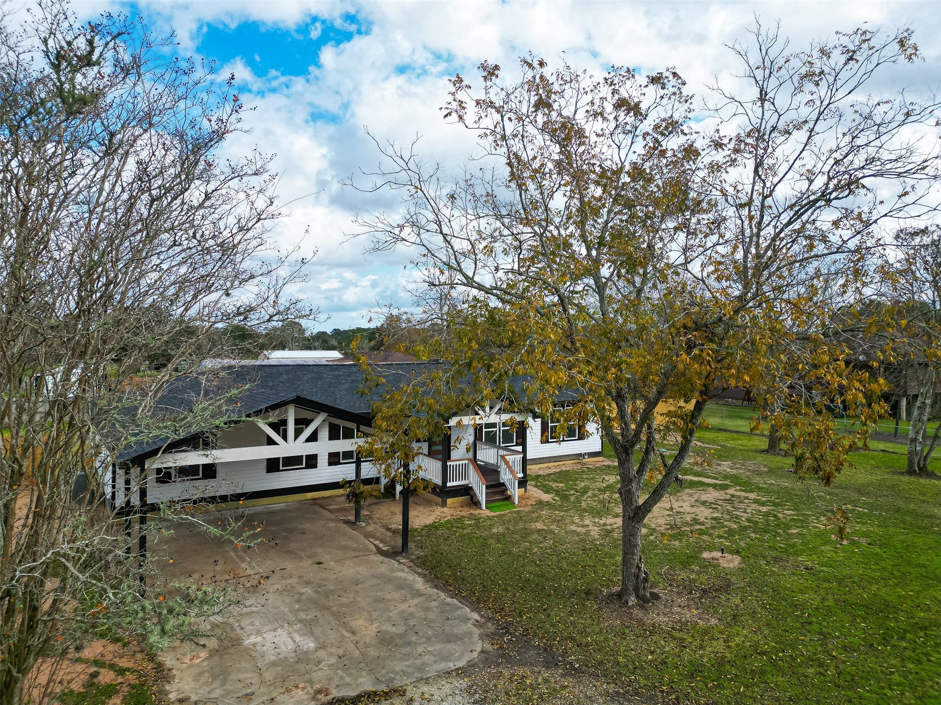 2311 8th Street, Liverpool, TX 77577 2311 8th Street, Liverpool, TX 77577