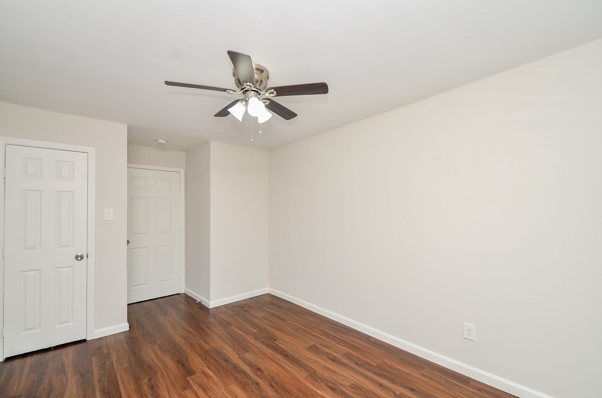6425 Sidney Street, Houston, TX 77021 6425 Sidney Street, Houston, TX 77021