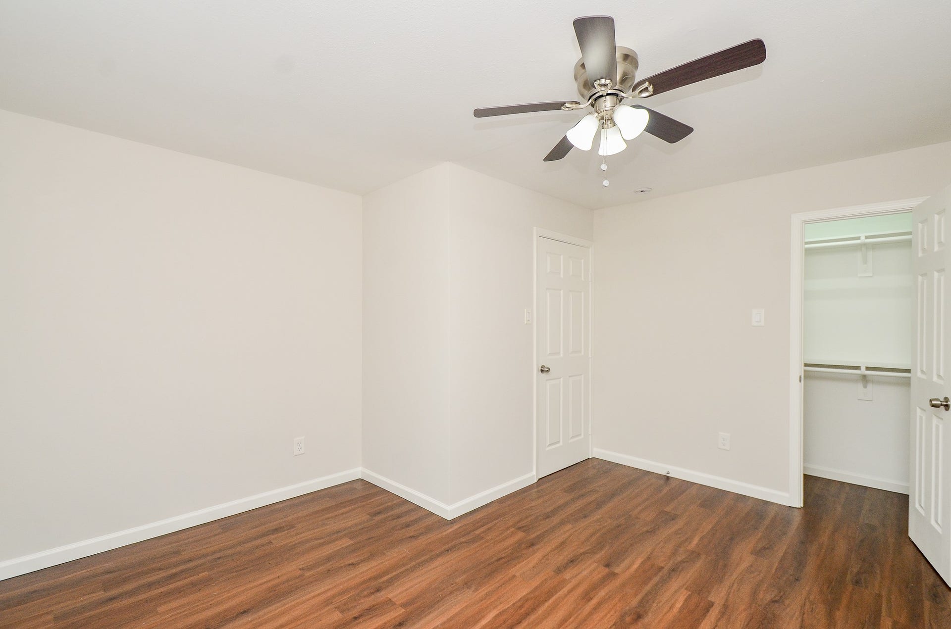 6425 Sidney Street, Houston, TX 77021 6425 Sidney Street, Houston, TX 77021