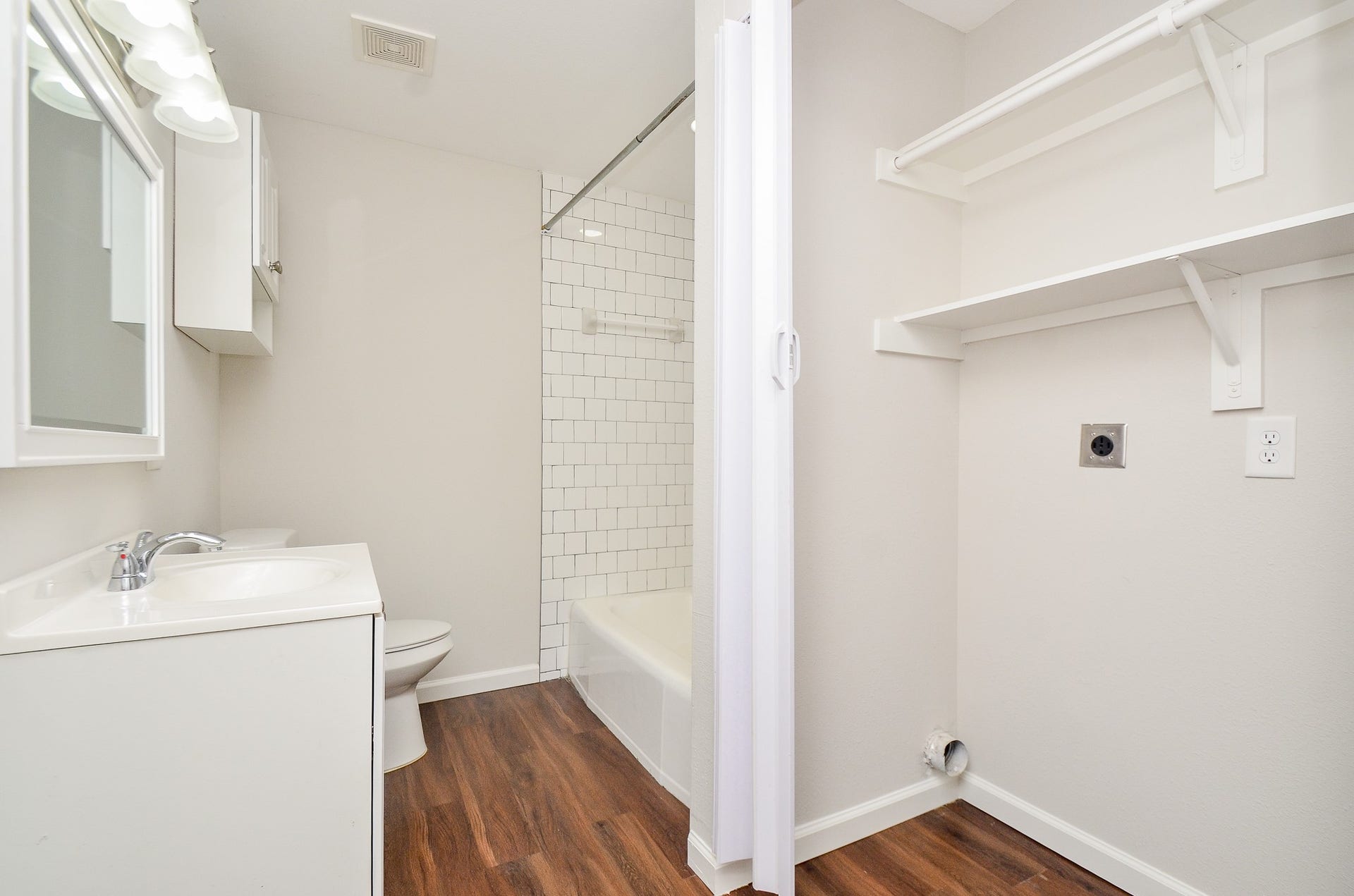 6425 Sidney Street, Houston, TX 77021 6425 Sidney Street, Houston, TX 77021