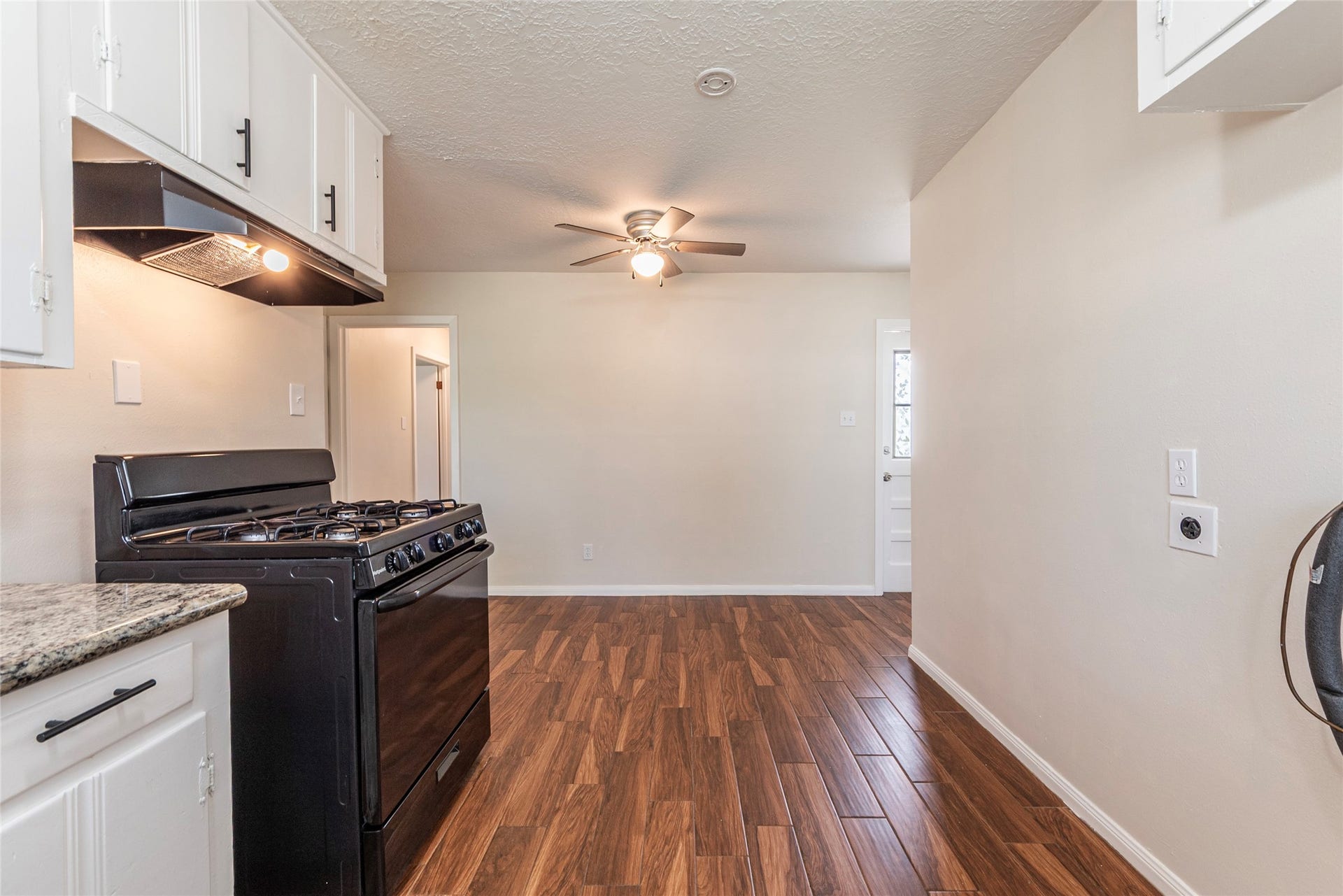 524 Delta Street, Pasadena, TX 77506 524 Delta Street, Pasadena, TX 77506