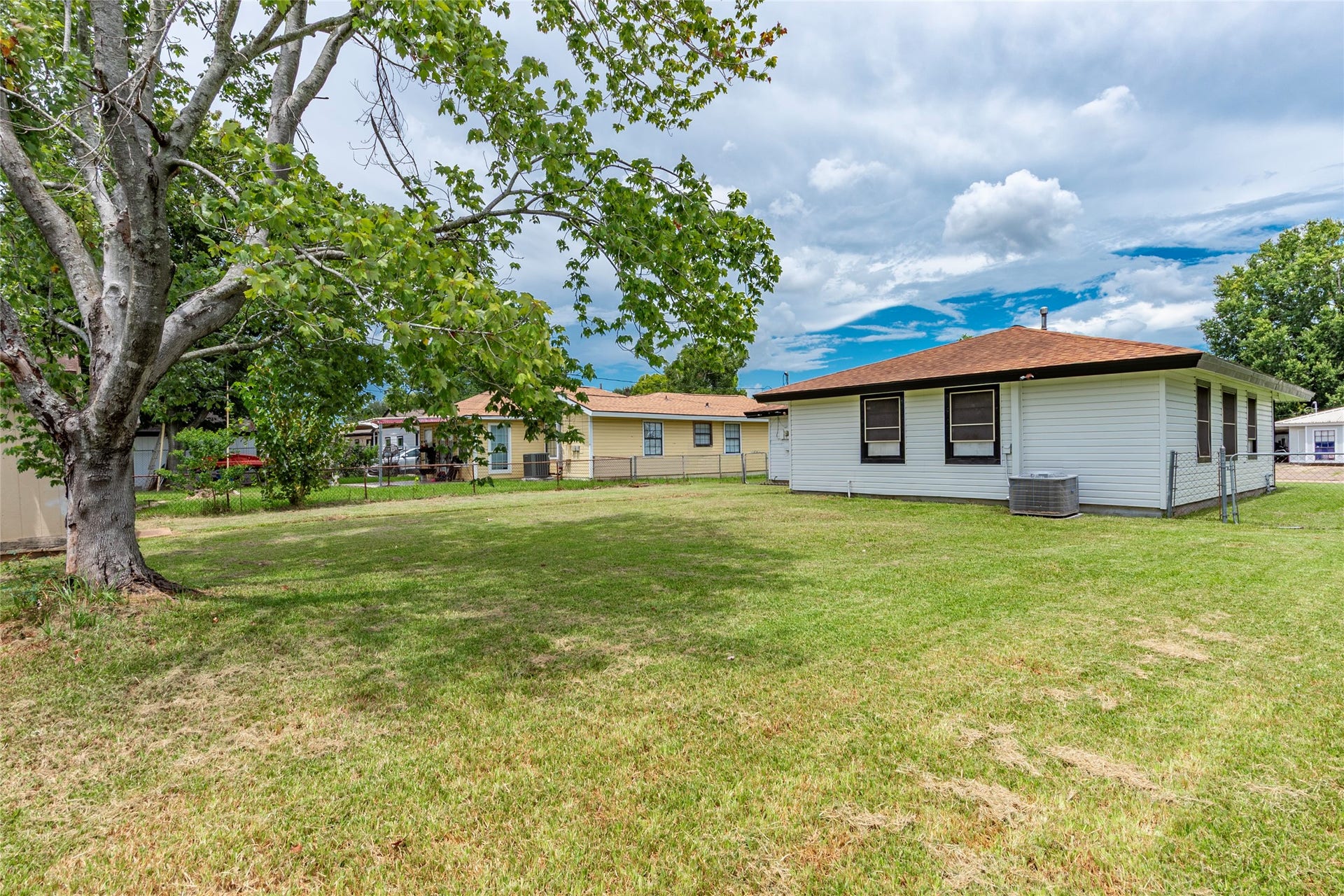 524 Delta Street, Pasadena, TX 77506 524 Delta Street, Pasadena, TX 77506