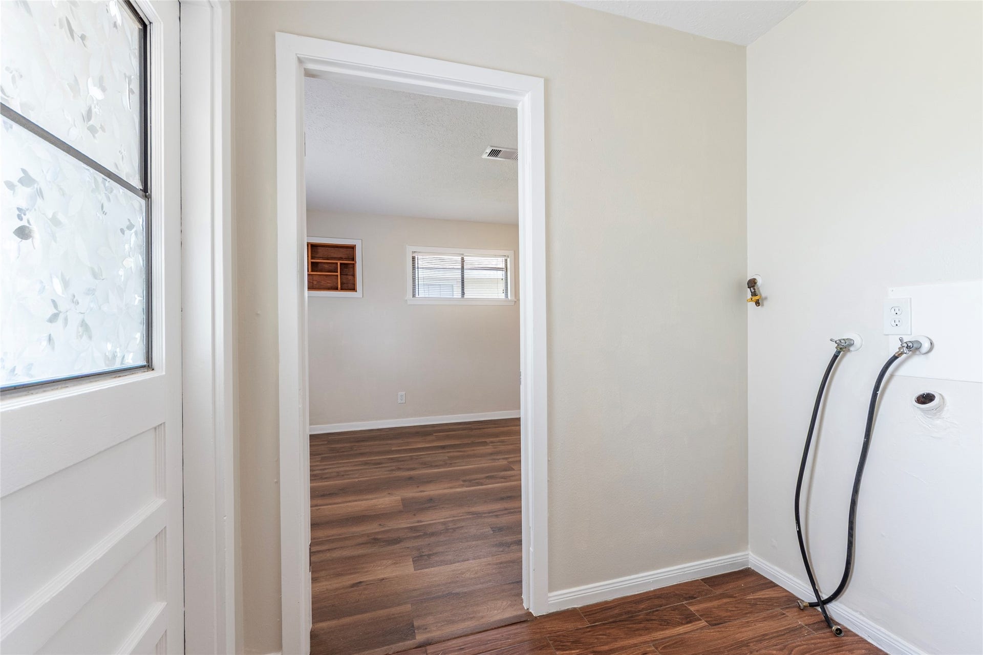 524 Delta Street, Pasadena, TX 77506 524 Delta Street, Pasadena, TX 77506