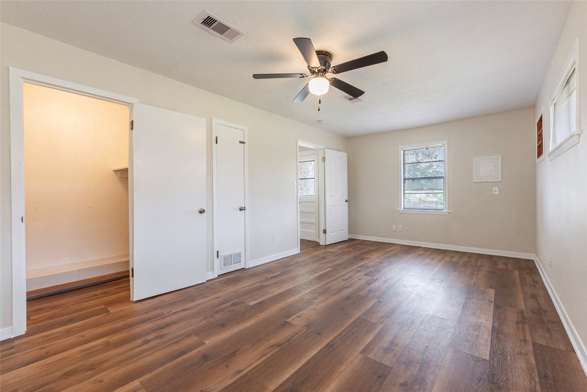 524 Delta Street, Pasadena, TX 77506 524 Delta Street, Pasadena, TX 77506