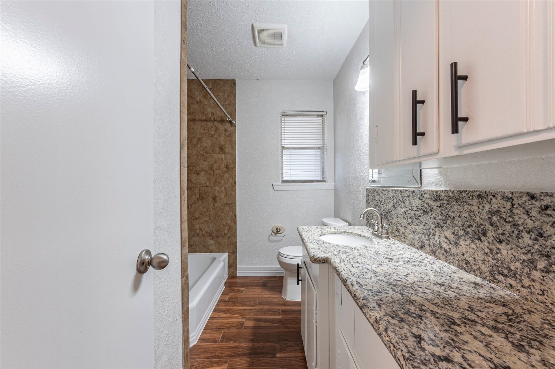 524 Delta Street, Pasadena, TX 77506 524 Delta Street, Pasadena, TX 77506