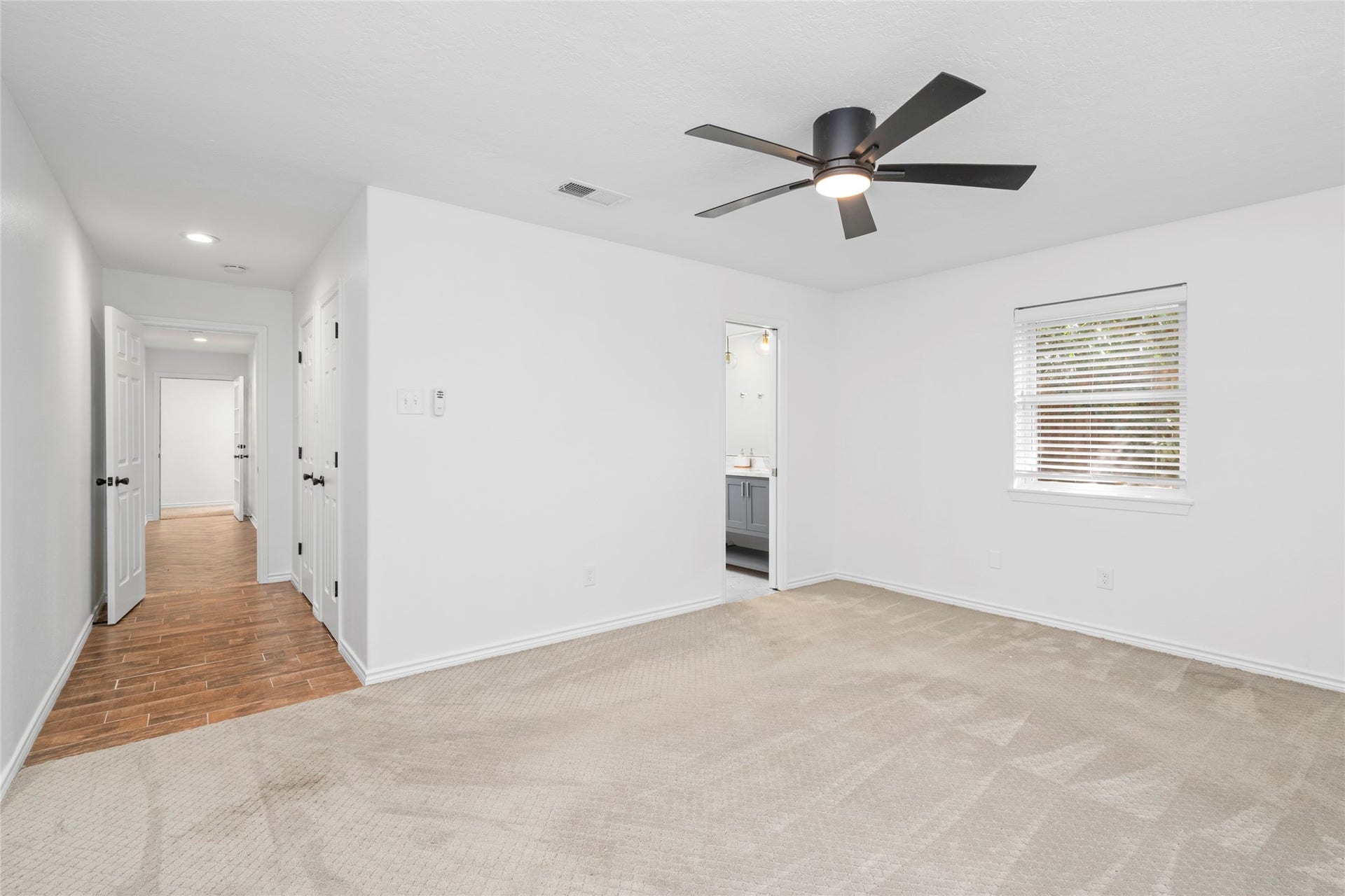 10519 Londonderry Drive, Houston, TX 77043 Alternate view of the entry to primary bedroom, closet and ensuite