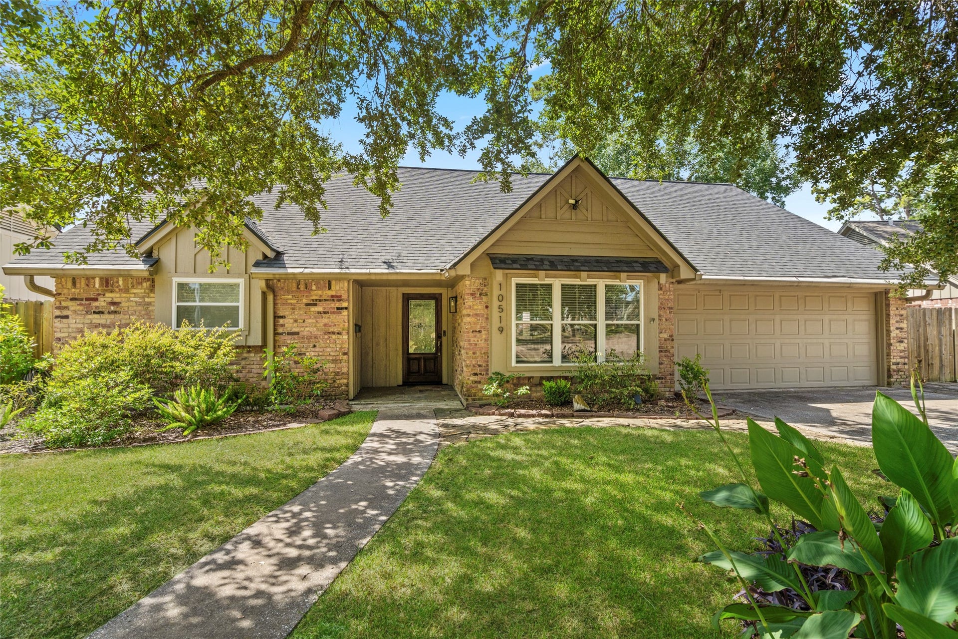 10519 Londonderry Drive, Houston, TX 77043 Polished, inviting, and sits on the corner of an amazing and quiet neighborhood street