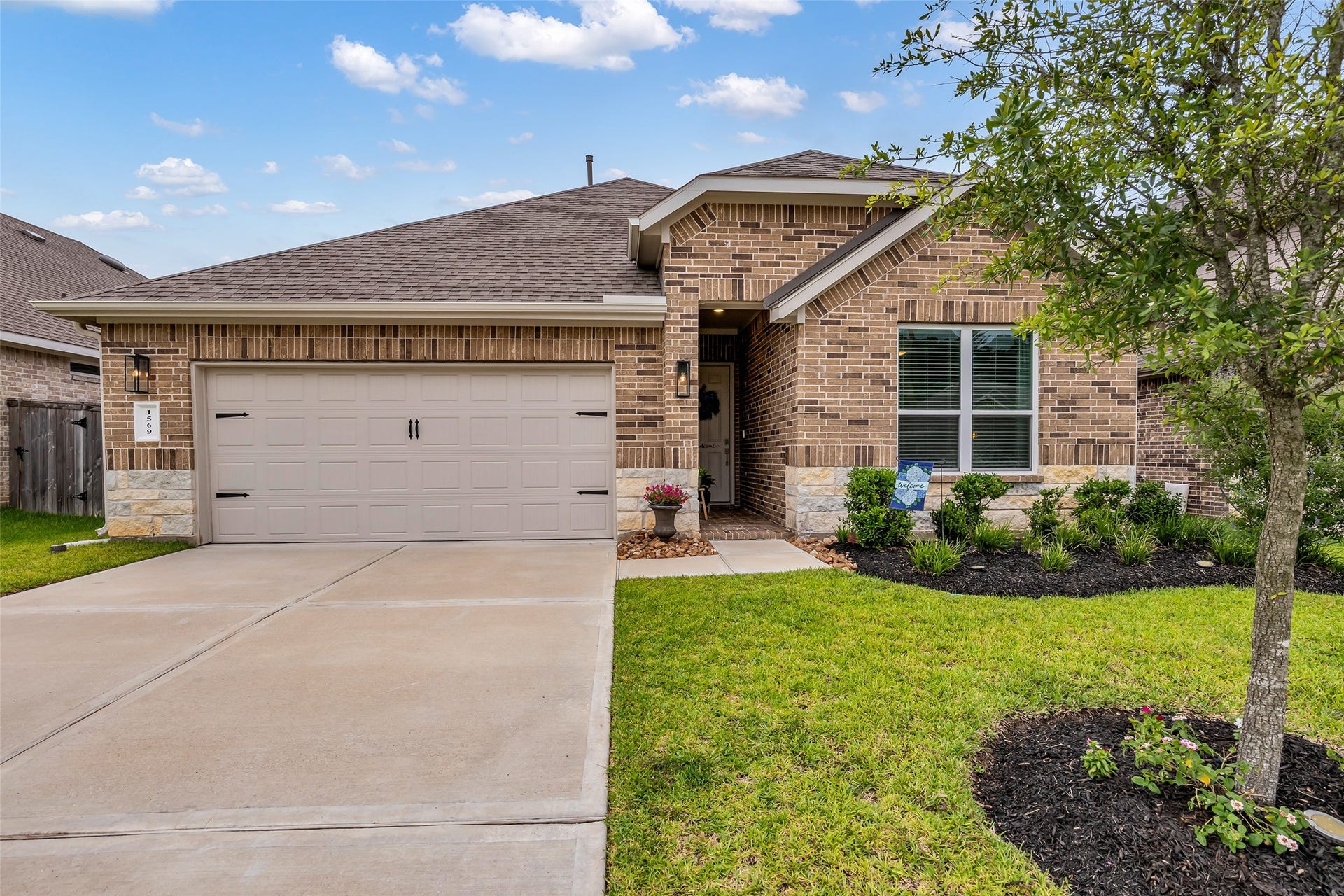 1569 Oakdale Crest Drive, Montgomery, TX 77316 1569 Oakdale Crest Drive, Montgomery, TX 77316