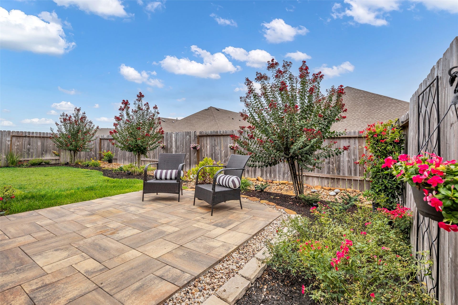 1569 Oakdale Crest Drive, Montgomery, TX 77316 1569 Oakdale Crest Drive, Montgomery, TX 77316