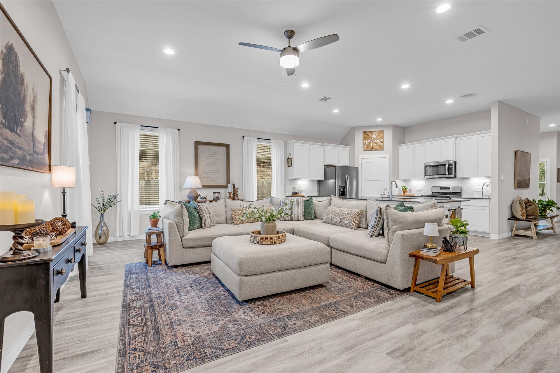 1569 Oakdale Crest Drive, Montgomery, TX 77316 1569 Oakdale Crest Drive, Montgomery, TX 77316